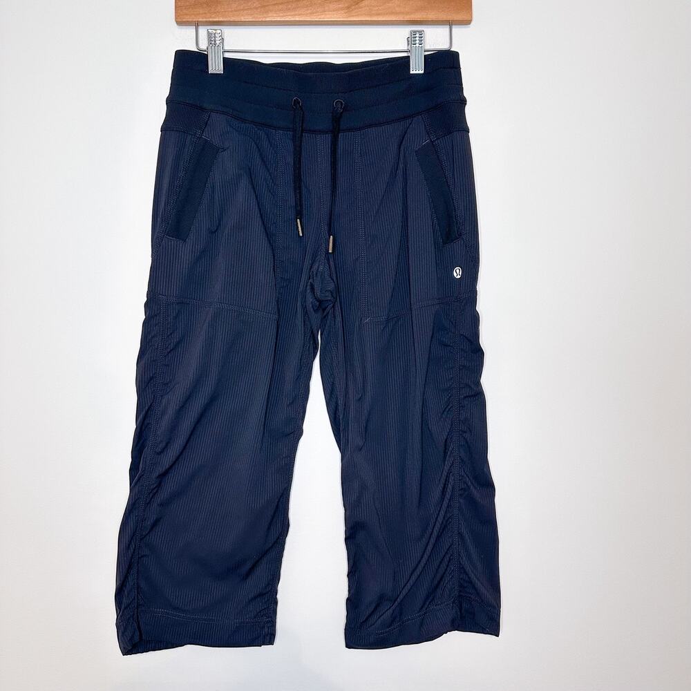 Lululemon Capri Cropped Pants